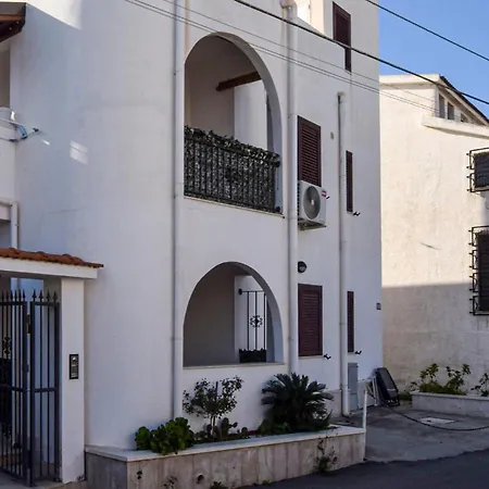 Awesome In Apartament Reggio di Calabria